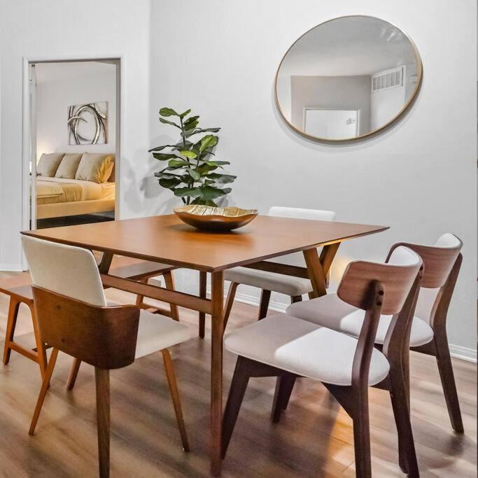 Swim Dine Relax In Marina Del Rey Appartamento *