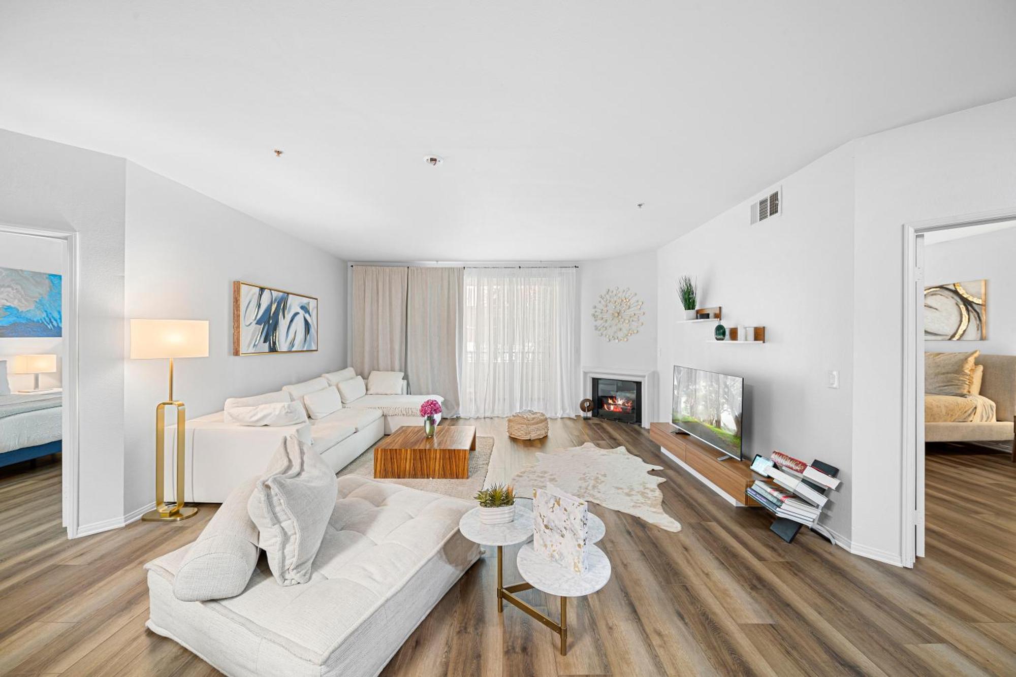 Swim Dine Relax In Marina Del Rey Apartment